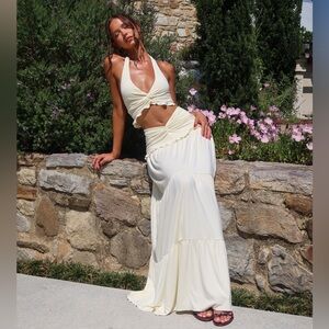 Tiger Mist Katya Maxi Skirt and Halter Top Set in Cream Size Small